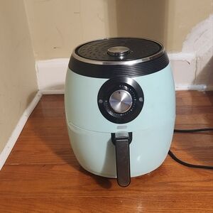 Mint Green Air Fryer